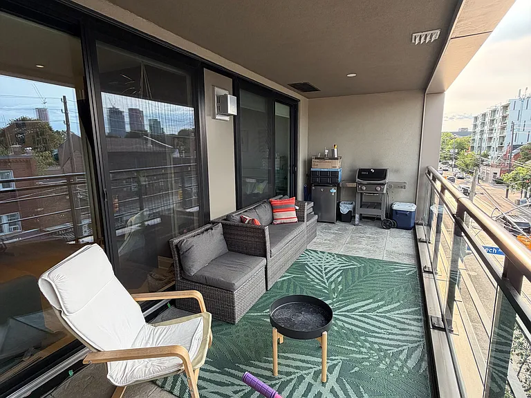 365 Beech Ave #302 — Photo 9