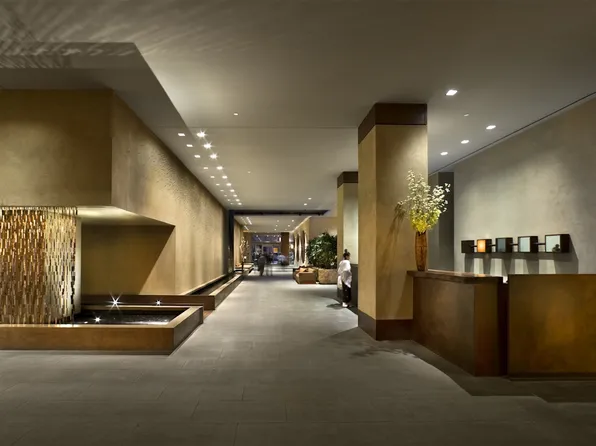 450 West 17th Street image 15 of 19