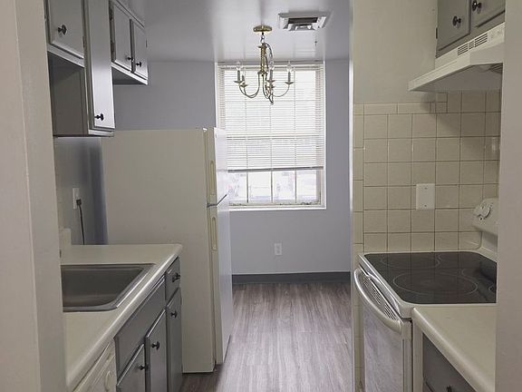 2nd image of 5 N 18th St APT 2E