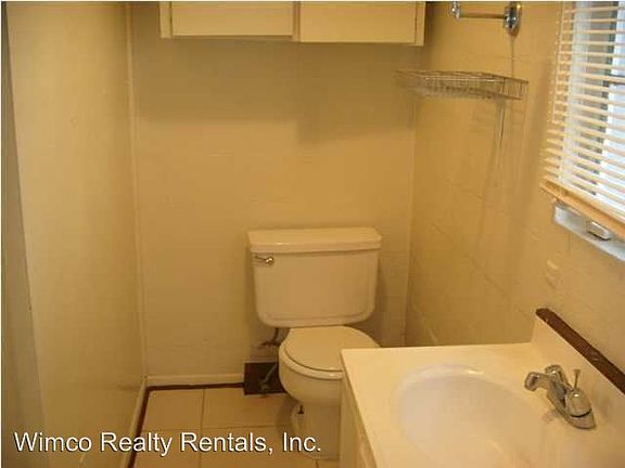 5th image of 531 E Miracle Strip Pkwy APT 6