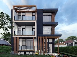 659 Donat St #301, Ottawa, ON K1K 3L8