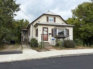 105 Freedom St, Athol, MA 01331