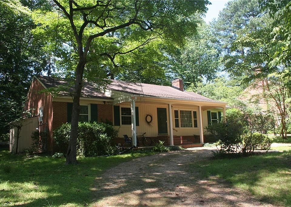 1st image of 120 Berkeley Ln