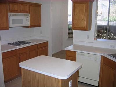 3rd image of 5605 Canyon Dr