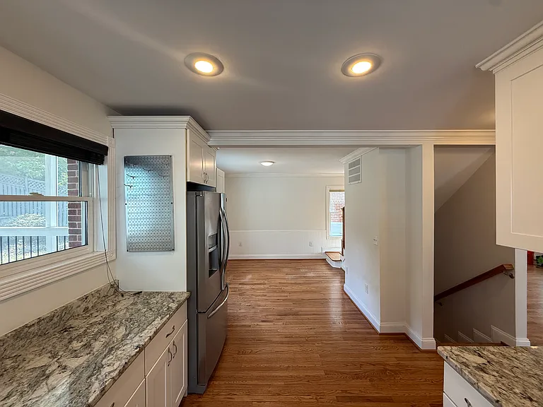 28 Walnut St NW — Photo 11