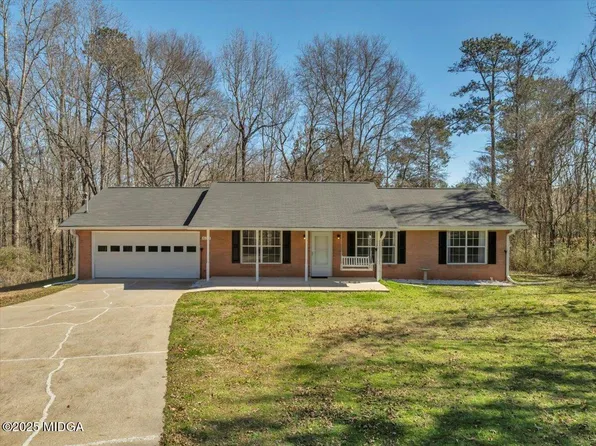 633 Iris Lake Rd, McDonough, GA 30252