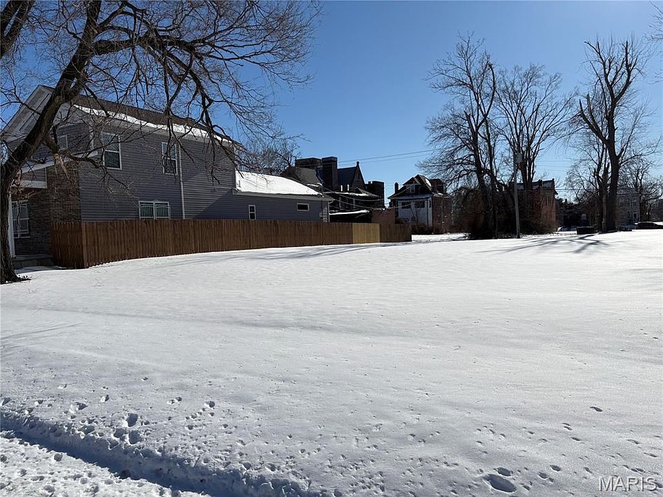 2nd image of 4318 Evans Ave
