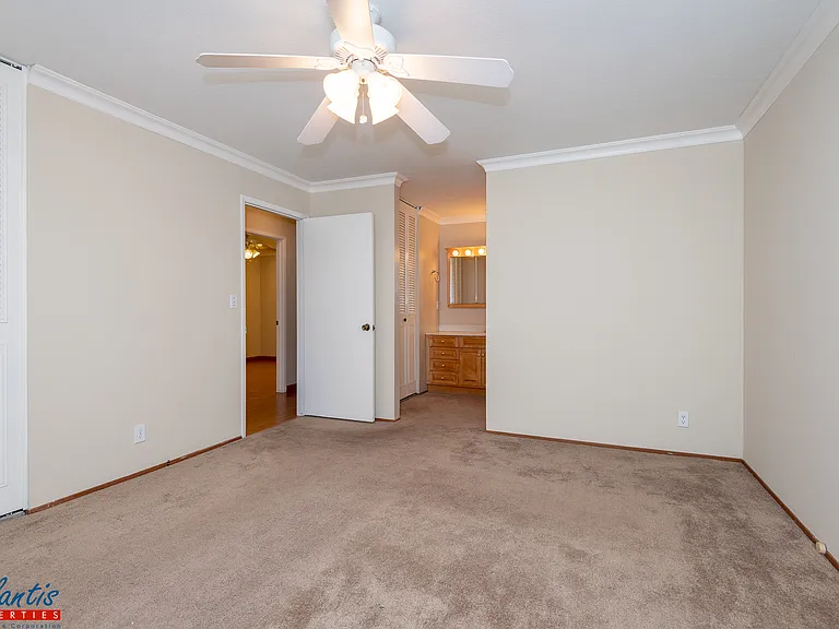 6043 Meridian Ave — Photo 6