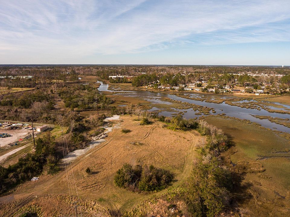 1st image of 2400 Ferabee Dr