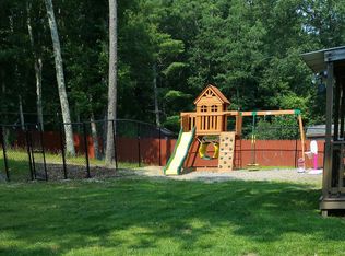 88 Club House Rd, West Greenwich, RI 02817