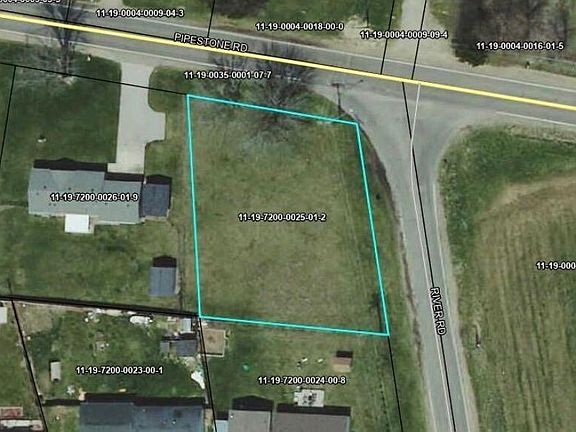 3rd image of 2022 Pipestone Rd