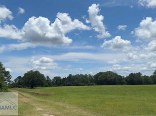 35 Wells Rd, Hinesville, GA 31313