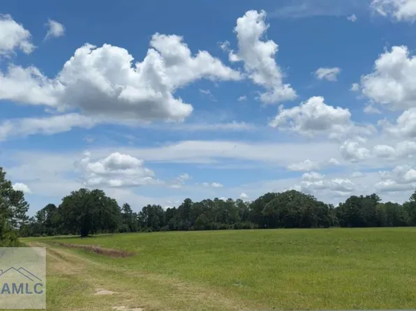 35 Wells Rd, Hinesville, GA 31313