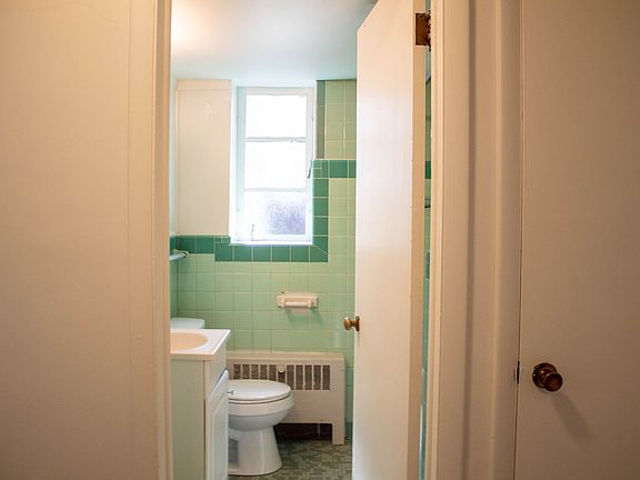 2nd image of 203 S Wright St #1f5187391