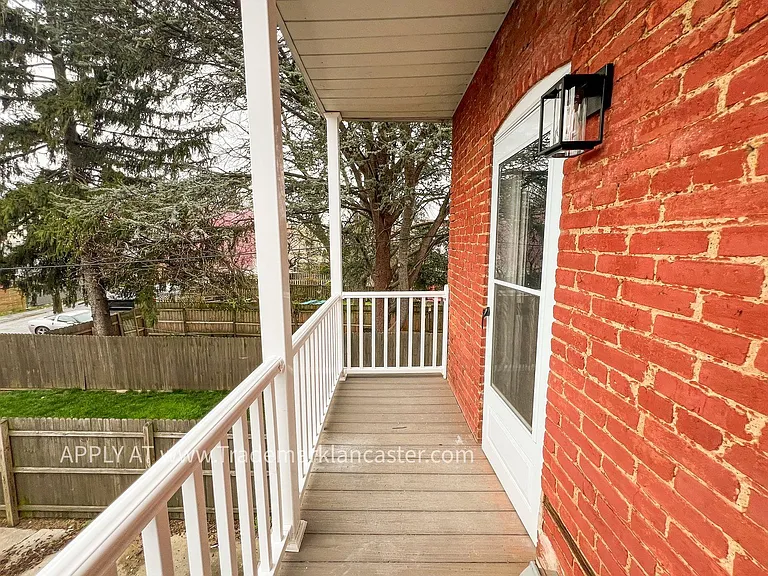 432 W Lemon St #3 — Photo 11