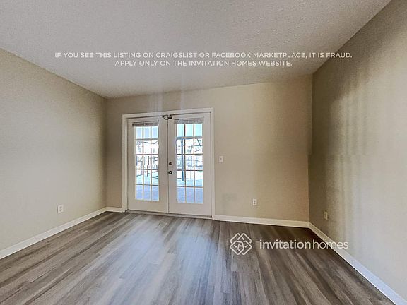 3rd image of 709 Foxglove Pl