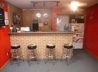 303 S Oak St, Wichita, KS 67213