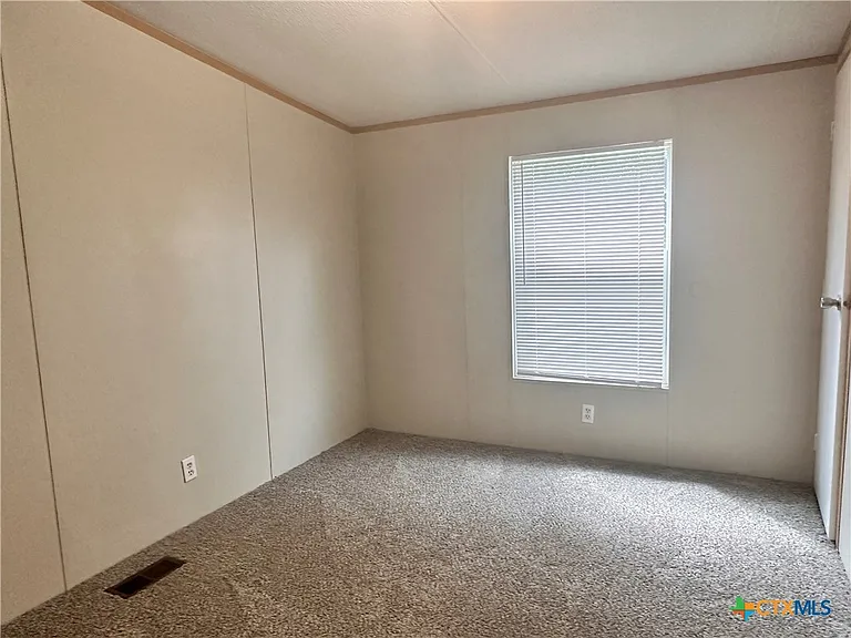 208 Picasso Dr — Photo 8
