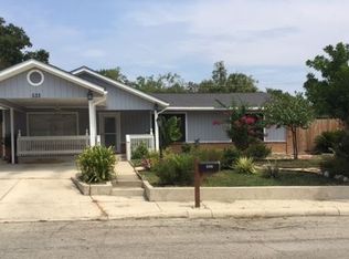 535 Sprucewood Ln, San Antonio, TX 78216