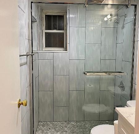 5th image of 2302 E 29th St Floor 2