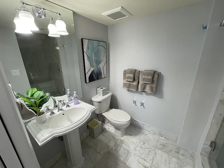1801 N Flagler Dr #502 — Photo 43