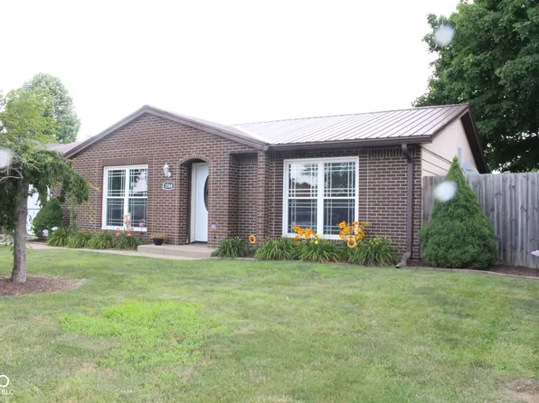 1504 Gwinn Ln, Lapel, IN 46051
