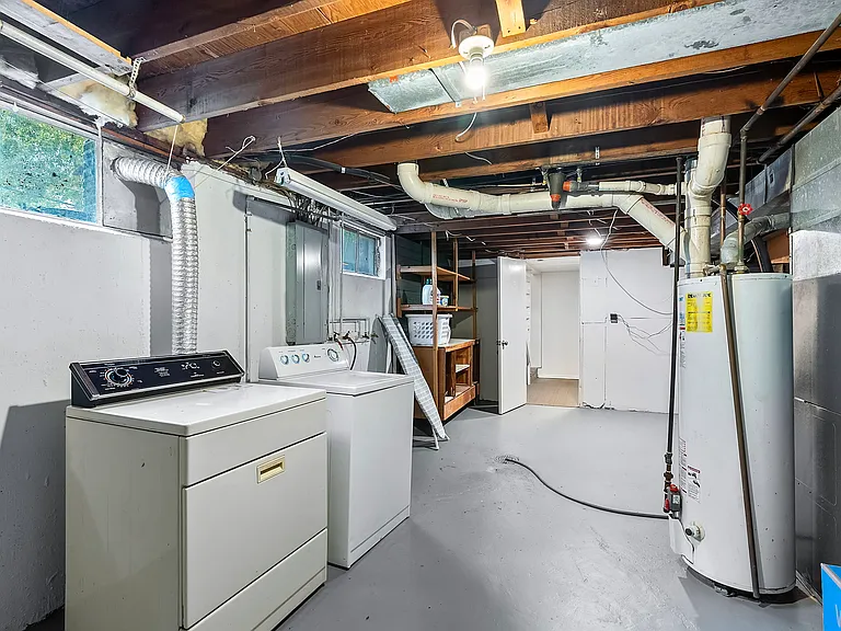 813 Riderwood Dr — Photo 38