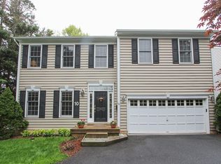10 Martins Ln, Rockville, MD 20850