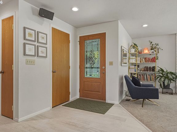 4th image of 25421 SE Sunshine Valley Rd