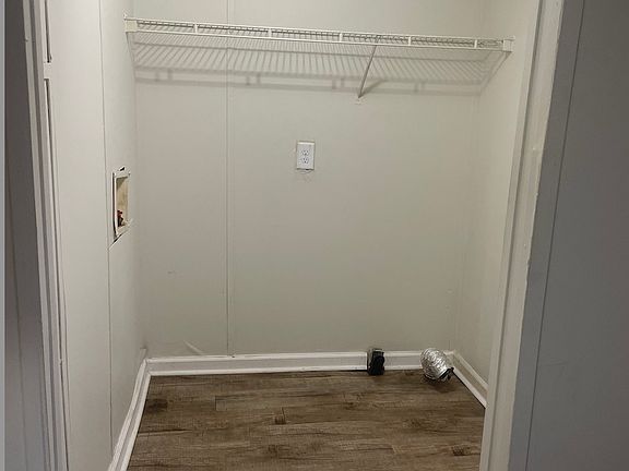 5th image of 23 River Chase Dr