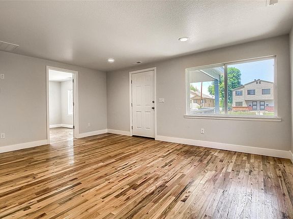 3rd image of 3490 W Exposition Ave