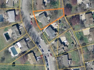 3804 SW Christiansen Dr, Blue Springs, MO 64014