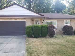 6146 Fieldstone Trl, Seven Hills, OH 44131