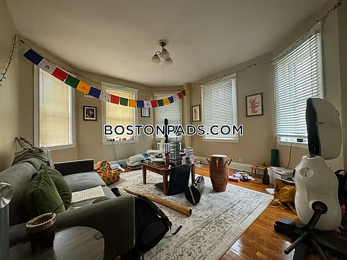 319 Allston St Photo 1