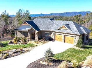 1292 Whispering Pines Ct, Lenoir, NC 28645