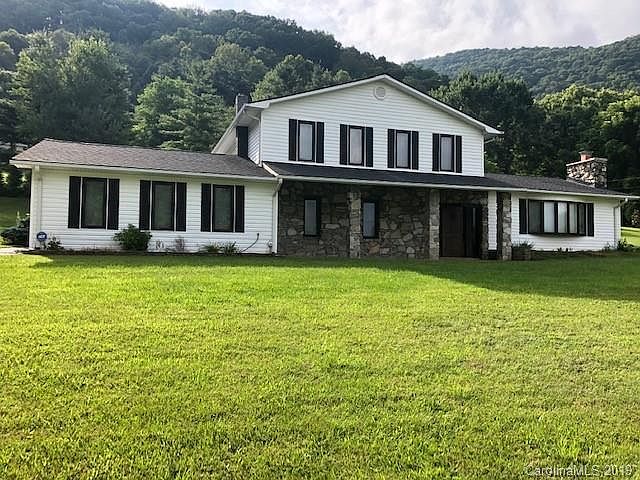 1st image of 110 Dazzling Brook Ln