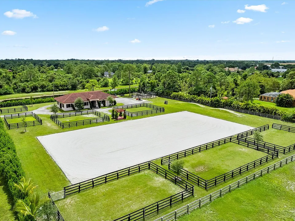 2440 Buck Ridge Trl