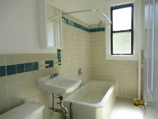 Rented by Urban Realty NYC | media 19