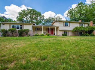 29971 Beacontree St, Farmington, MI 48331