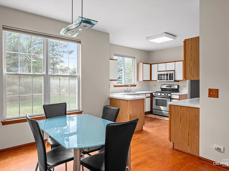 1348 Amaranth Dr — Photo 12