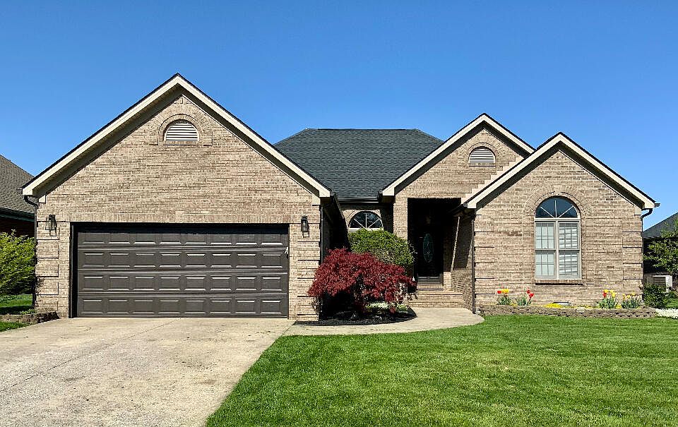1st image of 244 Park Lakes Dr