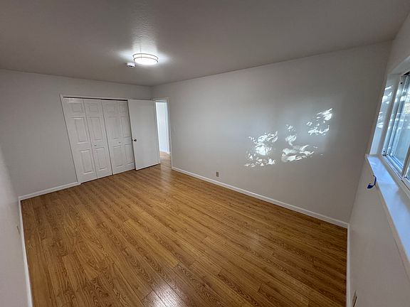 4th image of 4270 Hamilton Ave Unit C
