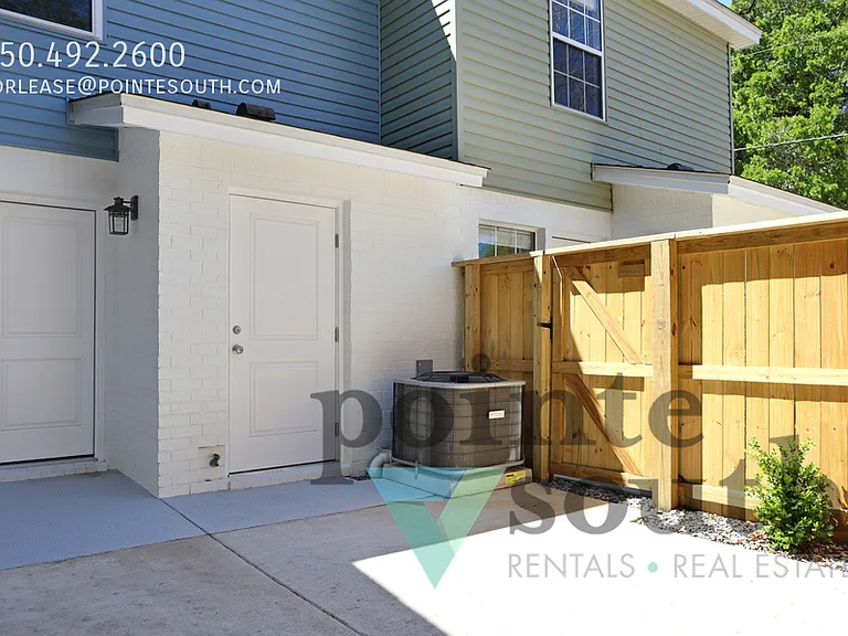 2106 Schwab Ct #B — Photo 16