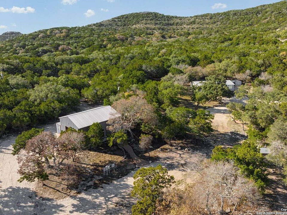 1st image of 5200 CHIMNEY ROCK