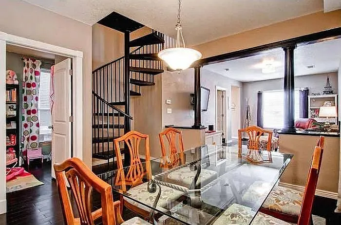635 N Galapago St — Photo 4