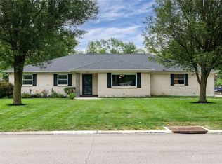 9722 Stagecoach Dr S, Dayton, OH 45458