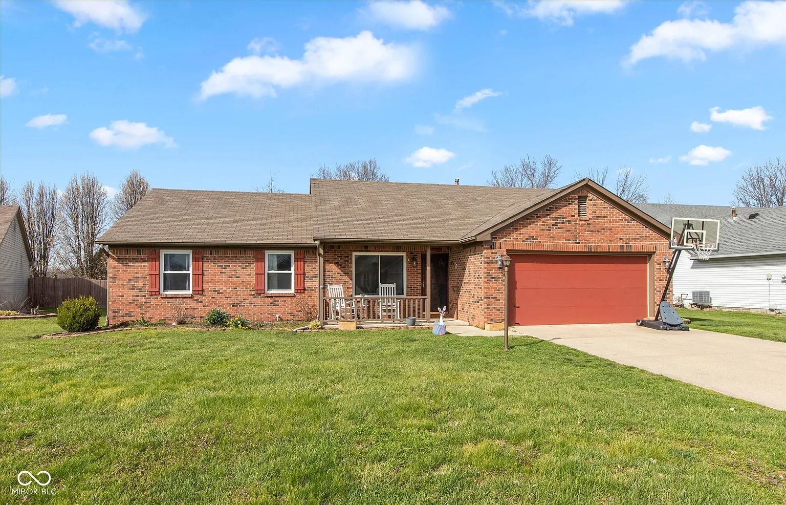 52 Grassy Dr photo 1