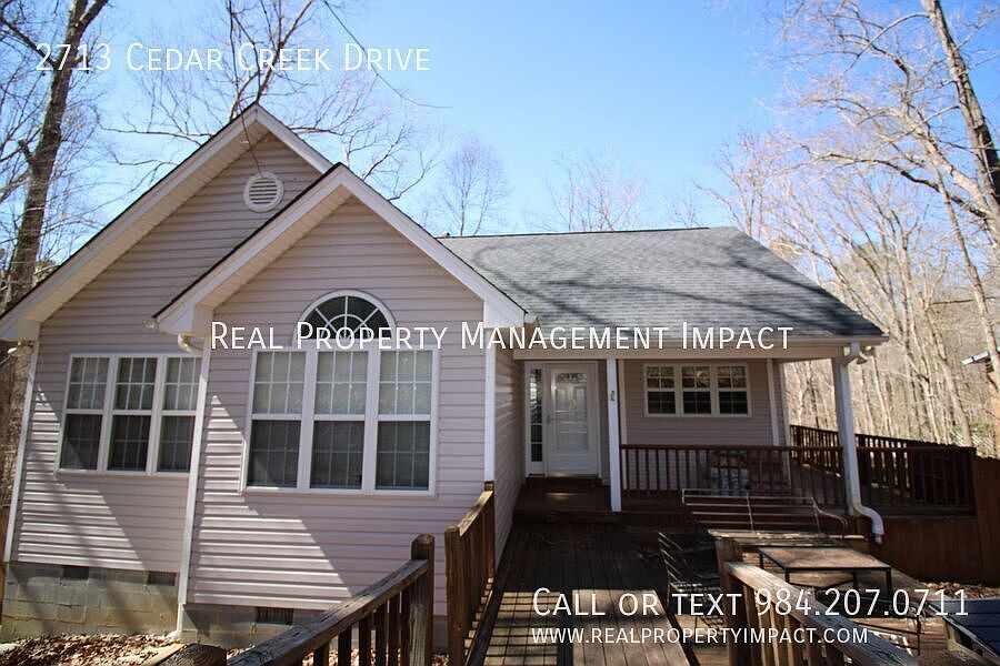 1st image of 2713 Cedar Creek Dr