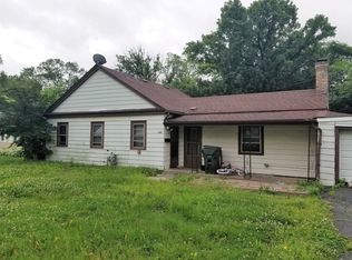 335 Riverside Dr, Dolton, IL 60419