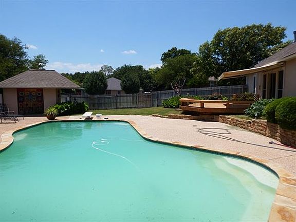 3rd image of 8852 Arbor Crest Ct